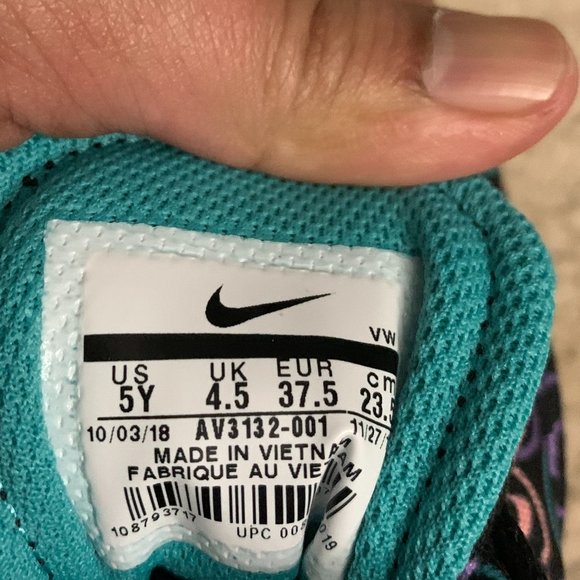 Nike SB Youth Canvas "Have a Nike Day" Sneakers - Picture 8 of 15